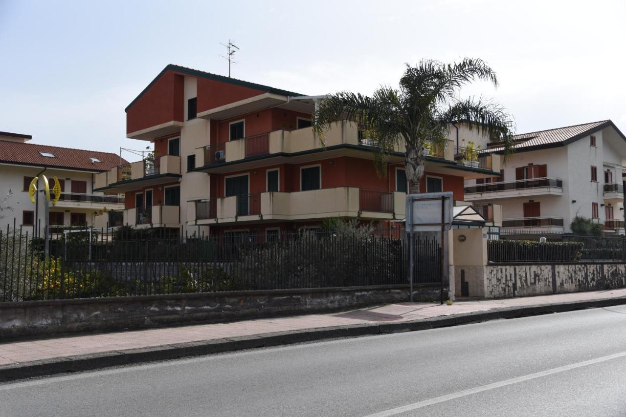 Casa Rosanna Villa จีอาร์ดีนี นักซอส ภายนอก รูปภาพ