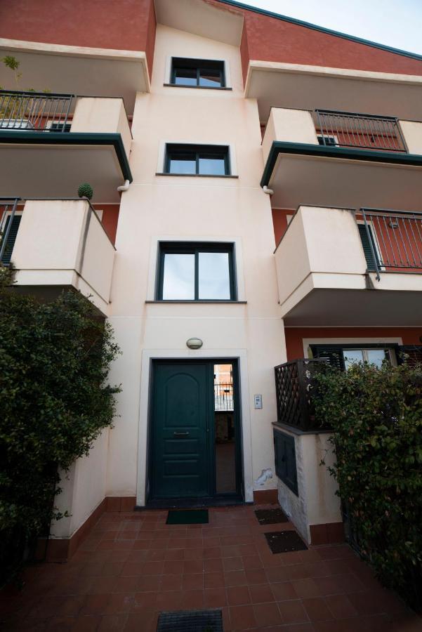 Casa Rosanna Villa จีอาร์ดีนี นักซอส ภายนอก รูปภาพ